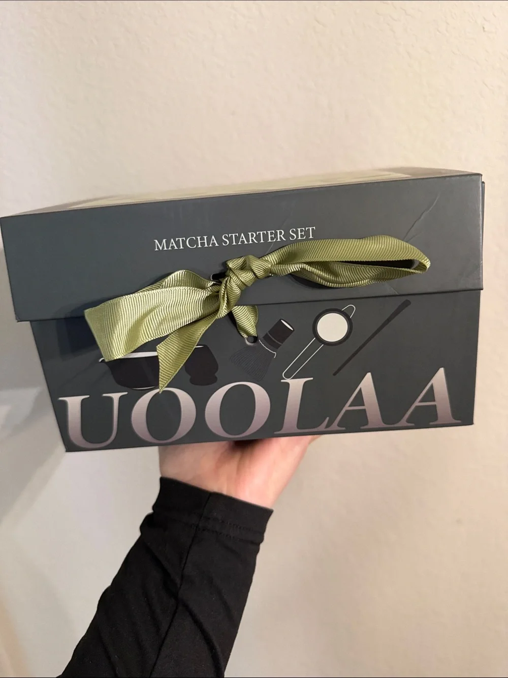 Matcha Tea Set Gift Box with Pink Ceramic Bowl and Whisk